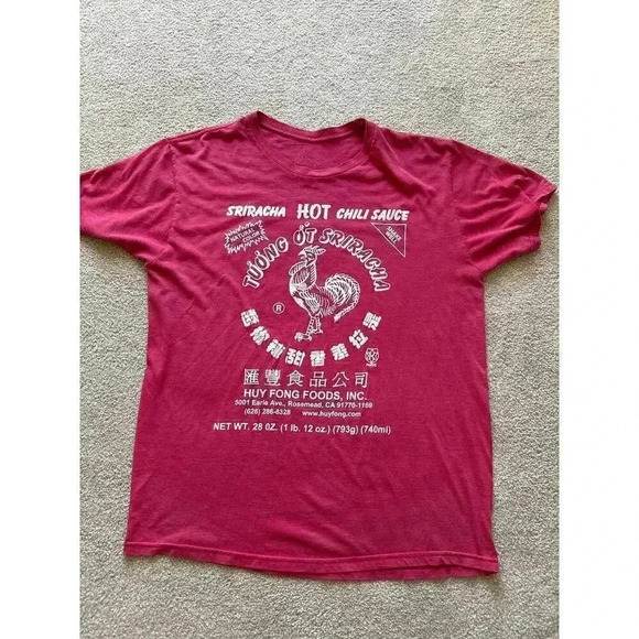 Siracha T Shirt -‎ Men’s L - Picture 1 of 3